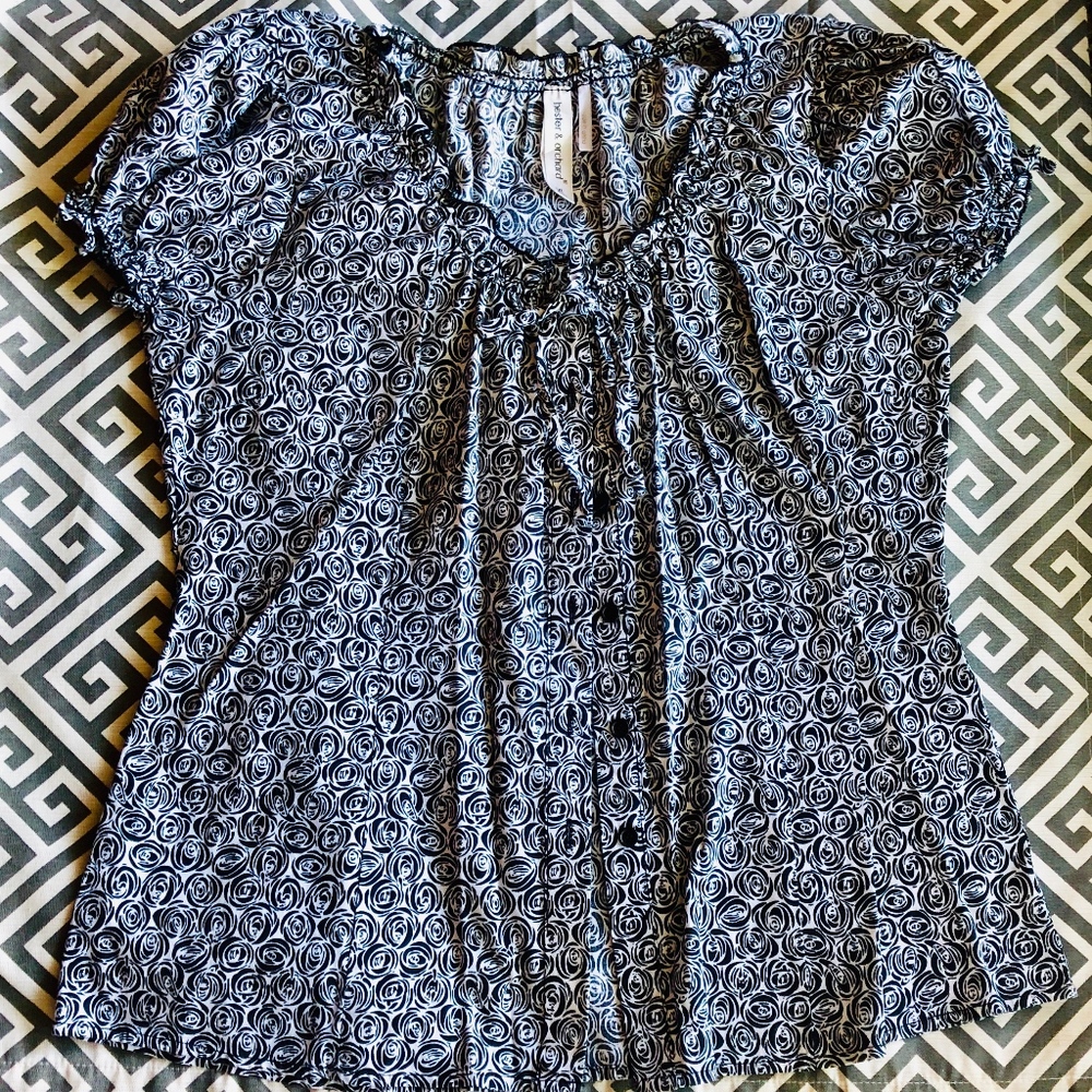 Hester & Orchard I Black and White Womens Blouse